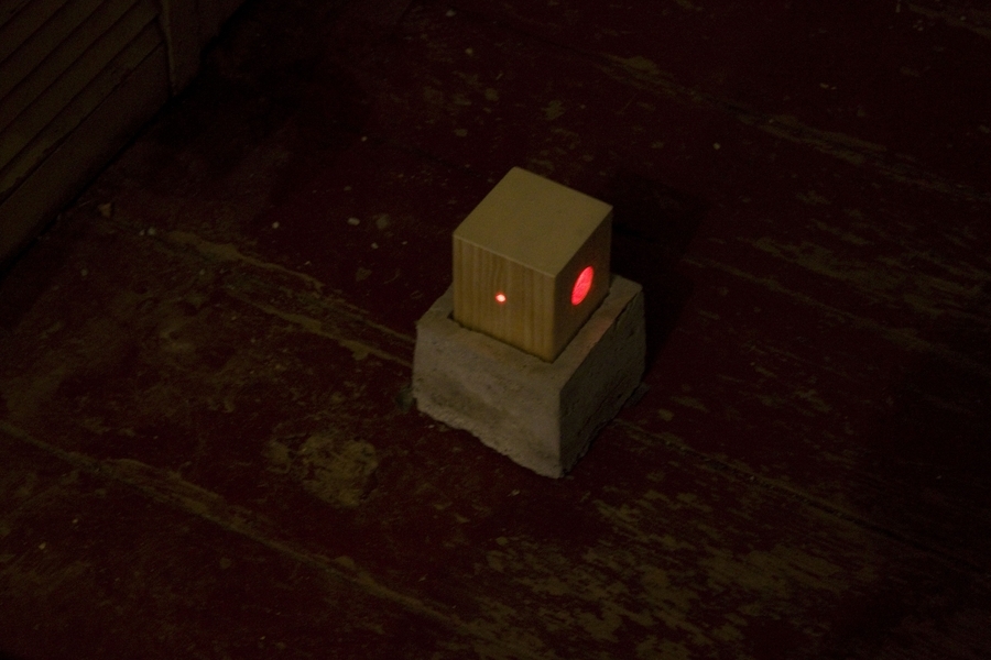<p>2015<br />
Curatorial:<br />
Erzgebirgisches Laseratomkraftwerk<br />
mit Pigmentfenster</p>